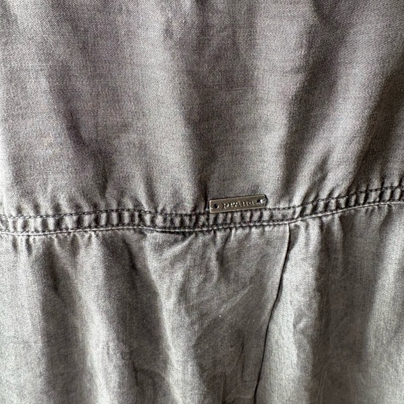 Prana Charcoal Chambray Pullover 1/4 Button Up Shirt Women’s XL - Picture 8 of 8